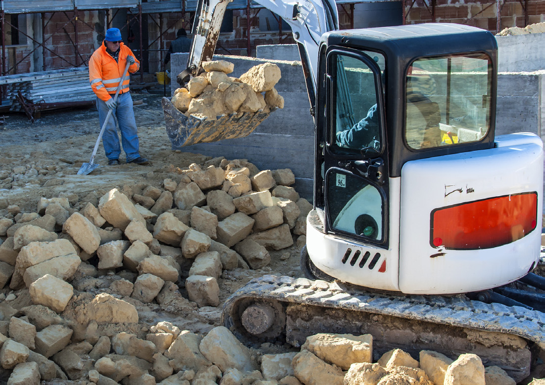 Compact Excavator Operator - Image 2